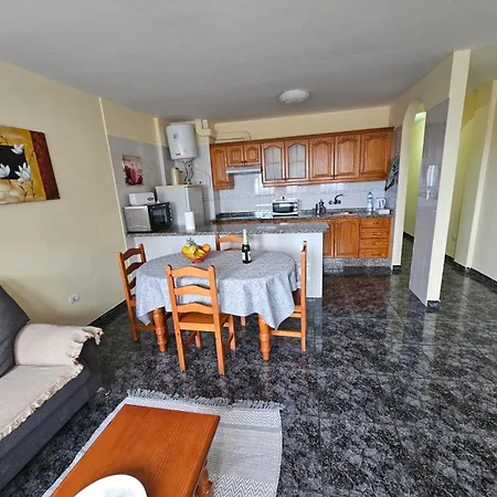 Mendoza-san Isidro * San Isidro (Tenerife)